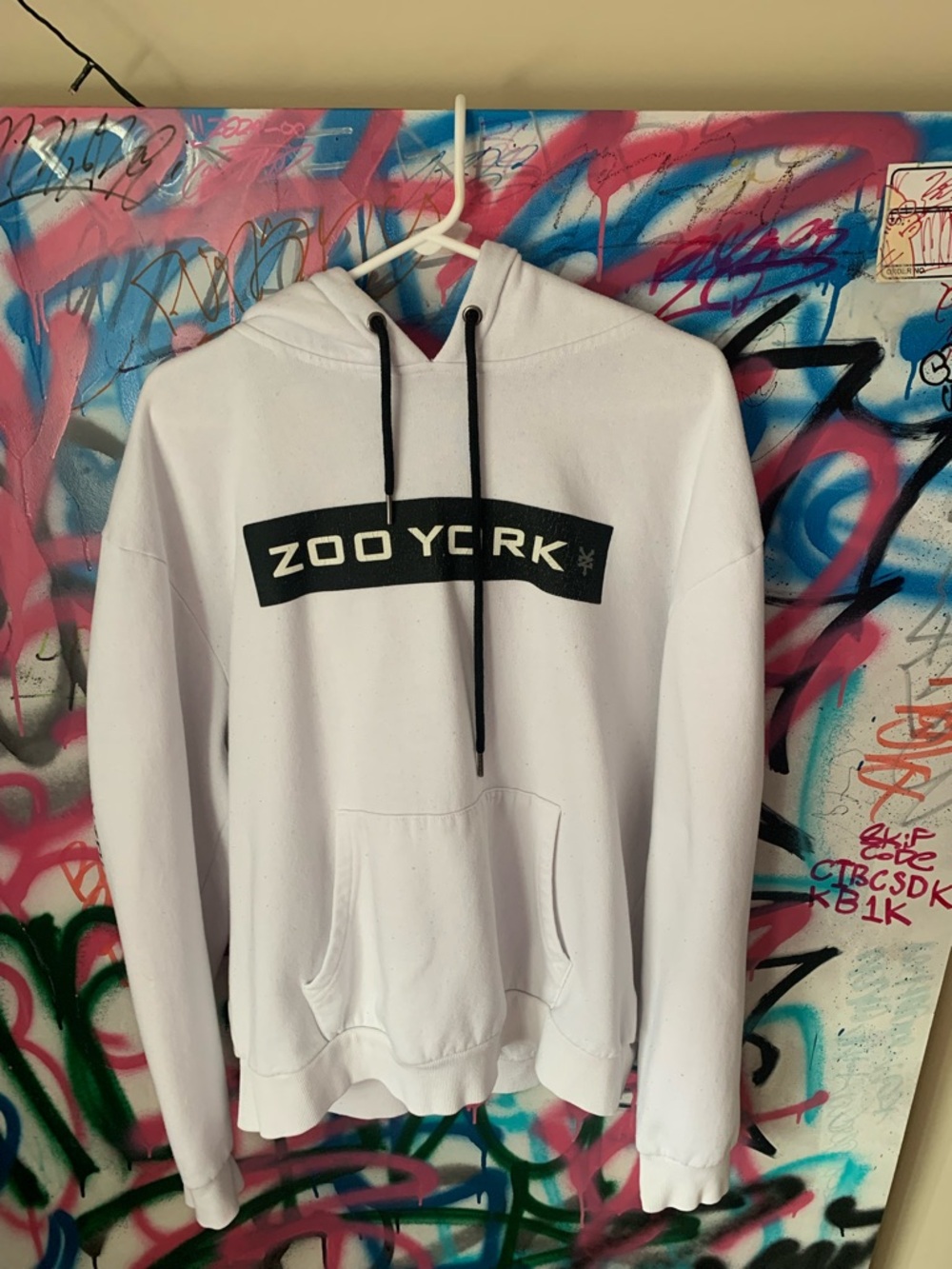 Zoo York Men's Sweater/Sweatshirt Black and White